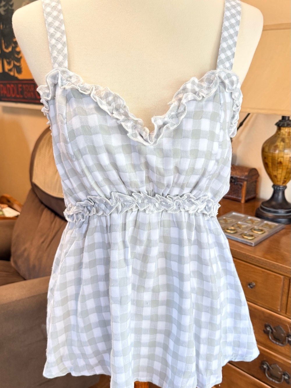 NEW Hem & Thread White and Light Gray Gingham Ruffle Cami sz LG